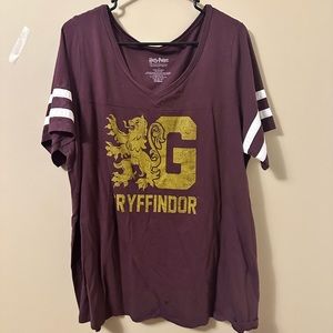 Torrid Gryffindor shirt. Smoke free pet free home
